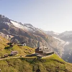 Andara *